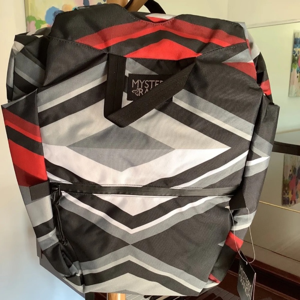 NWT Mystery Ranch Super Booty Bag Backpack black red